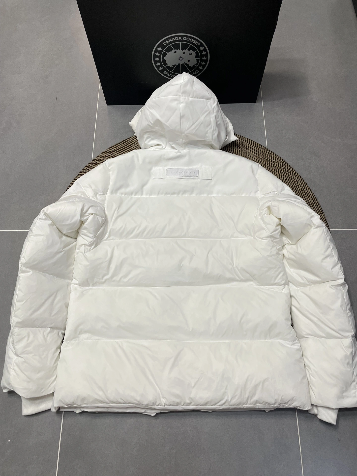 wg.luxury- 6oos5 Down jacket 4colour item:E-F443J0735-4H